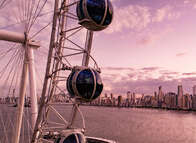 Casal é esquecido na roda gigante de Balneário Camboriú