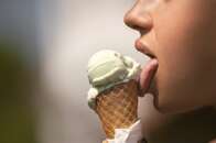 Polêmica! Milão, na Itália, quer proibir a venda de sorvete e bebidas após a meia-noite